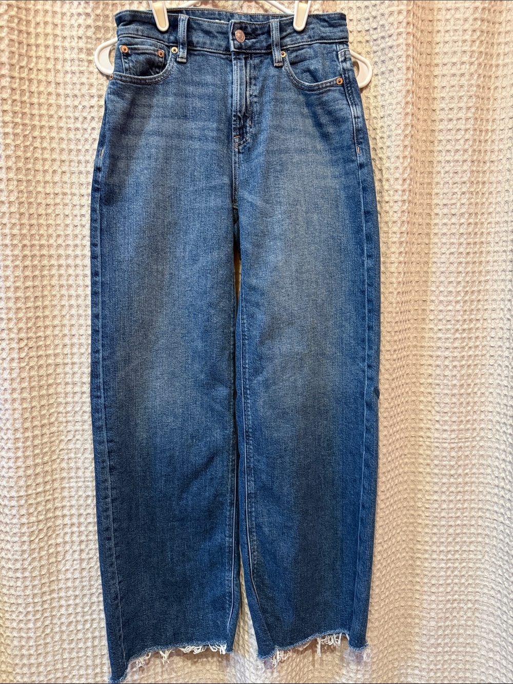 ⚜️ American Eagle Outfitters Super High-waisted Wide Leg jeans sz 00